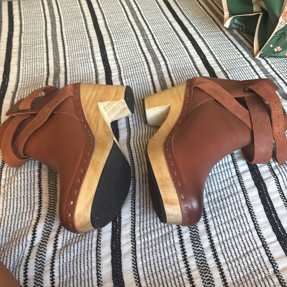 Brand New Free People Clogs - Picture 4 of 5